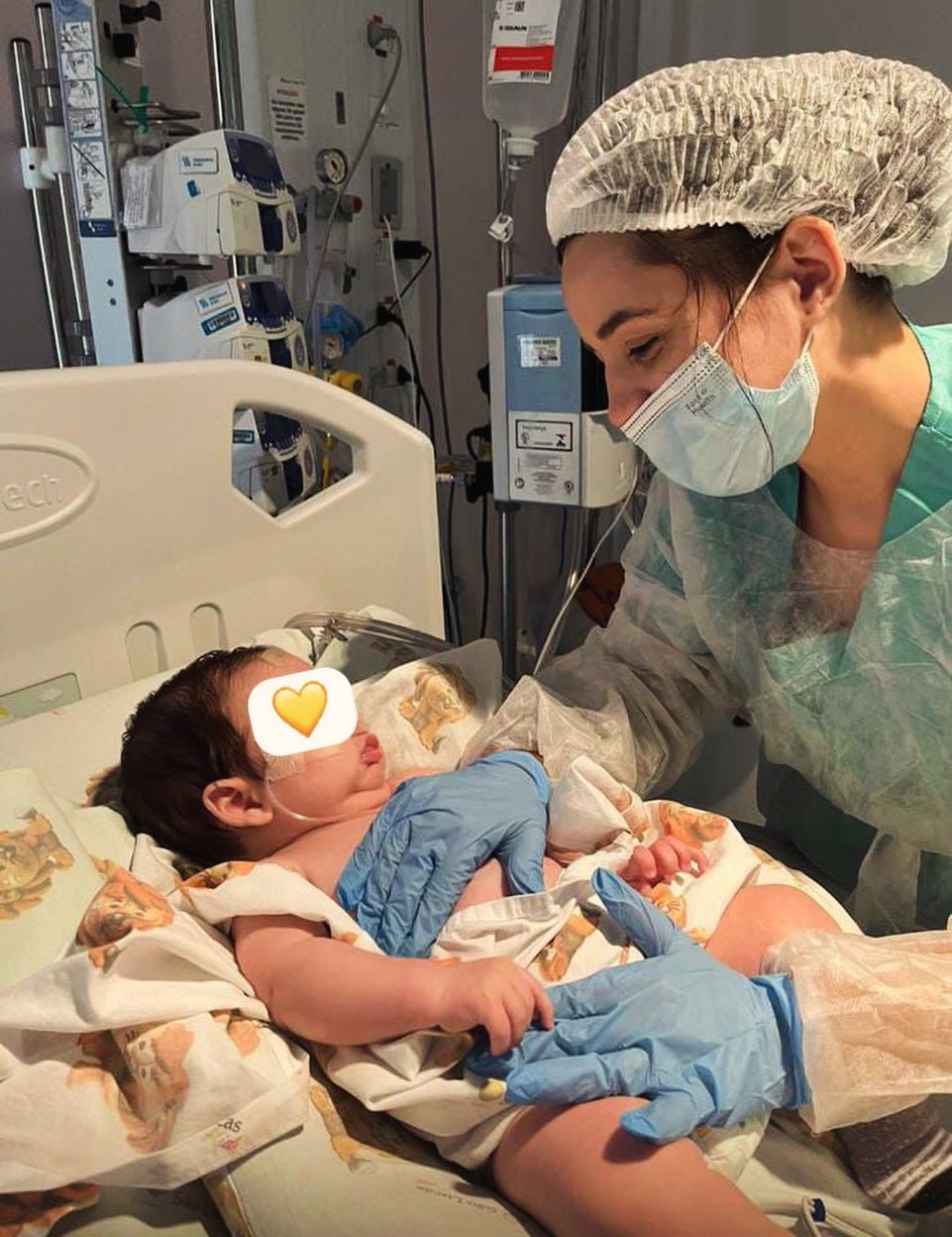 Fisioterapeuta da Cuidare em UTI neonatal